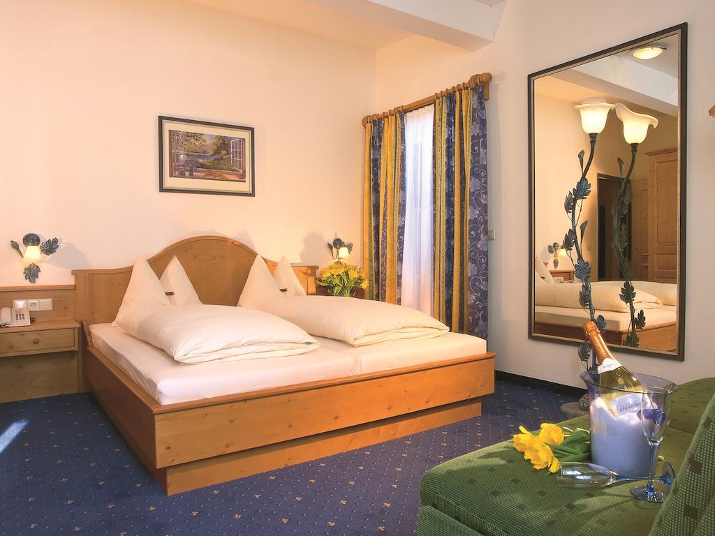 Sporthotel Snowwhite Obertauern Værelse billede