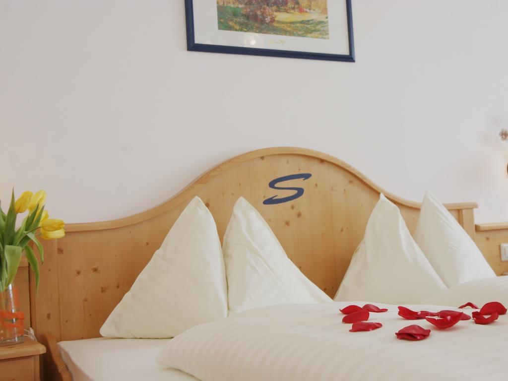 Sporthotel Snowwhite Obertauern Værelse billede